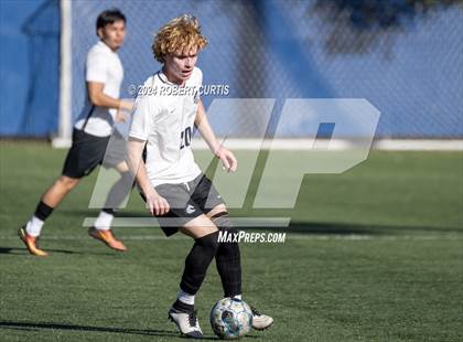 Thumbnail 1 in Stockdale vs. Palmdale photogallery.