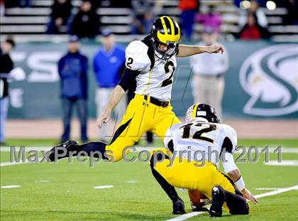 Thumbnail 2 in Del Oro vs. Oakdale (CIF SJS D3 Final) photogallery.