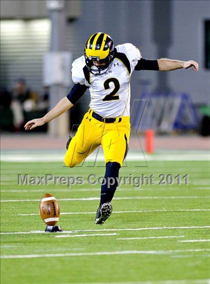 Thumbnail 2 in Del Oro vs. Oakdale (CIF SJS D3 Final) photogallery.