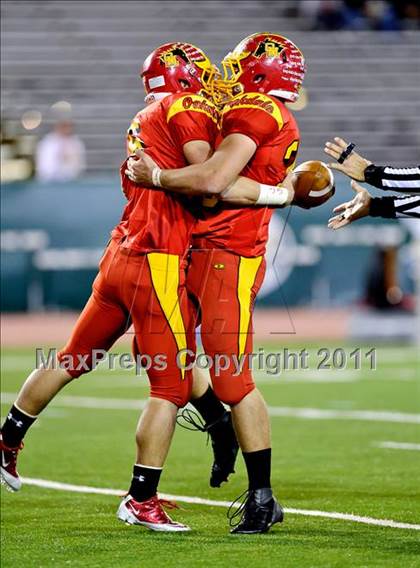 Thumbnail 2 in Del Oro vs. Oakdale (CIF SJS D3 Final) photogallery.