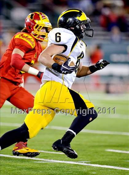 Thumbnail 3 in Del Oro vs. Oakdale (CIF SJS D3 Final) photogallery.