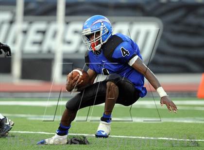 Thumbnail 2 in Patterson vs. Archbishop Curley (I-95 Kickoff Classic) photogallery.