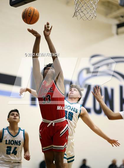 Thumbnail 1 in Page vs. St. John Paul II Catholic (VCS Thanksgiving Tournament) photogallery.