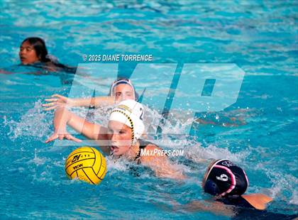 Thumbnail 2 in Corona del Mar vs Foothill (Bill Barnett Holiday Cup) photogallery.