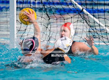 Thumbnail 3 in Corona del Mar vs Foothill (Bill Barnett Holiday Cup) photogallery.