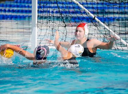 Thumbnail 2 in Corona del Mar vs Foothill (Bill Barnett Holiday Cup) photogallery.