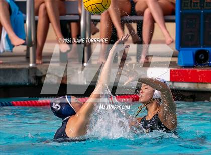Thumbnail 3 in Corona del Mar vs Foothill (Bill Barnett Holiday Cup) photogallery.