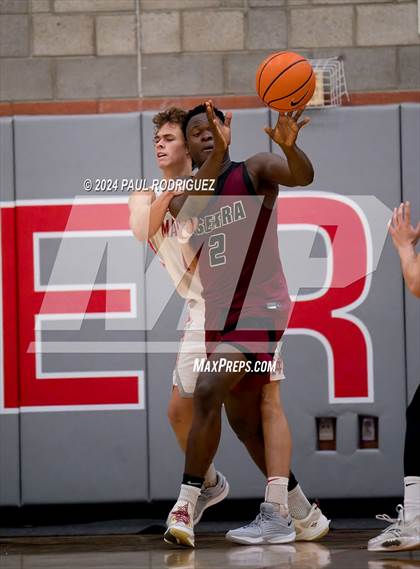 Thumbnail 1 in JSerra Catholic @ Mater Dei photogallery.