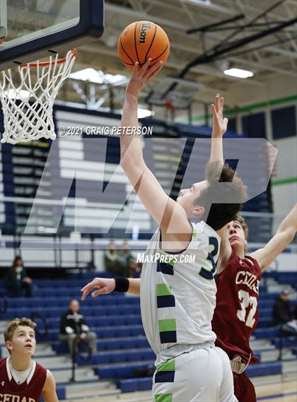 Thumbnail 2 in Cedar @ Ridgeline (Sophomore) photogallery.