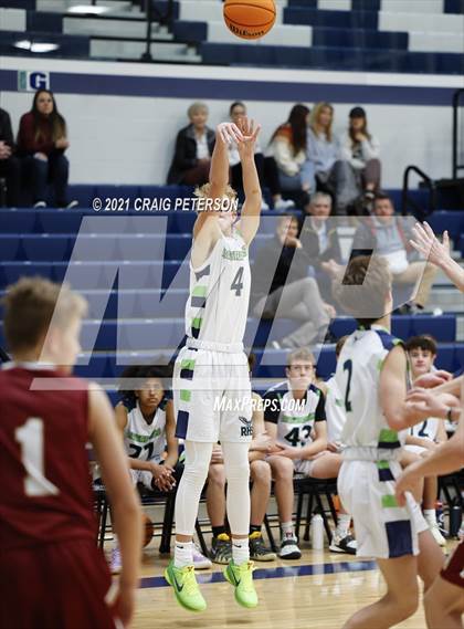 Thumbnail 2 in Cedar @ Ridgeline (Sophomore) photogallery.