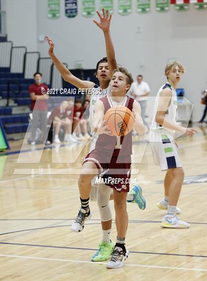 Thumbnail 2 in Cedar @ Ridgeline (Sophomore) photogallery.