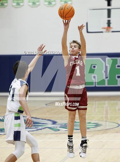 Thumbnail 1 in Cedar @ Ridgeline (Sophomore) photogallery.