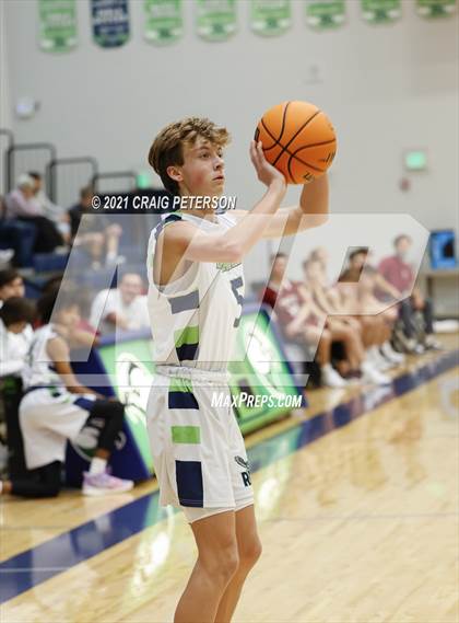 Thumbnail 1 in Cedar @ Ridgeline (Sophomore) photogallery.