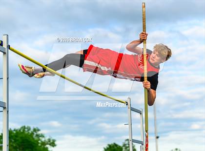 Thumbnail 1 in Bomber Relays photogallery.