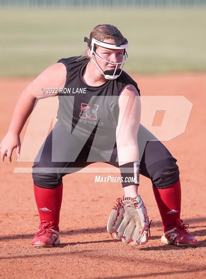 Thumbnail 1 in Lawton @ Mustang photogallery.