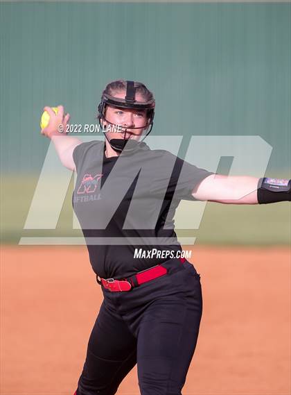 Thumbnail 2 in Lawton @ Mustang photogallery.
