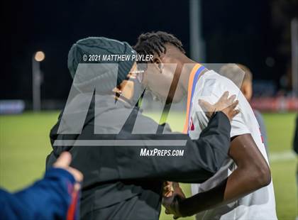 Thumbnail 1 in Greene Central vs. Shelby (NCHSAA 2A Final - Awards) photogallery.