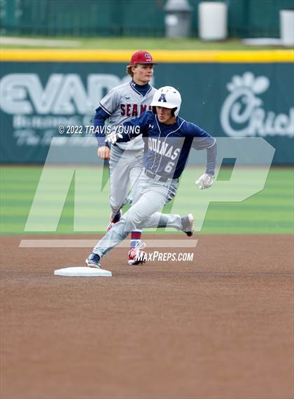 Thumbnail 3 in Topeka-Seaman vs. Overland Park-St Thomas Aquinas(KSHSAA State 5A Quarterfinals) photogallery.