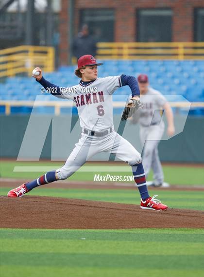 Thumbnail 3 in Topeka-Seaman vs. Overland Park-St Thomas Aquinas(KSHSAA State 5A Quarterfinals) photogallery.