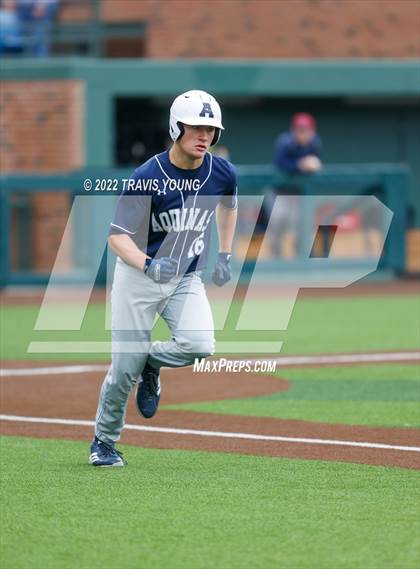 Thumbnail 3 in Topeka-Seaman vs. Overland Park-St Thomas Aquinas(KSHSAA State 5A Quarterfinals) photogallery.