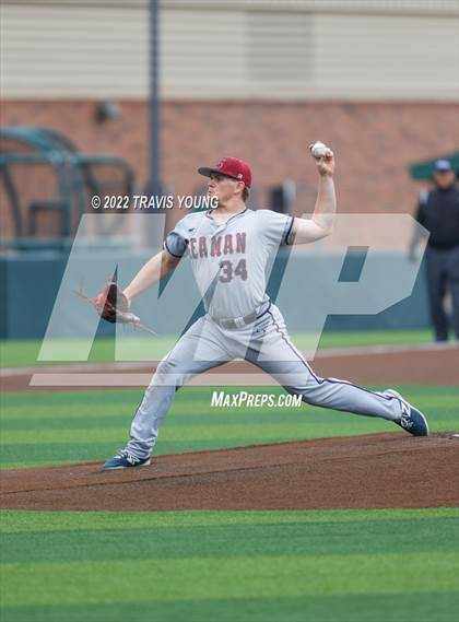 Thumbnail 2 in Topeka-Seaman vs. Overland Park-St Thomas Aquinas(KSHSAA State 5A Quarterfinals) photogallery.