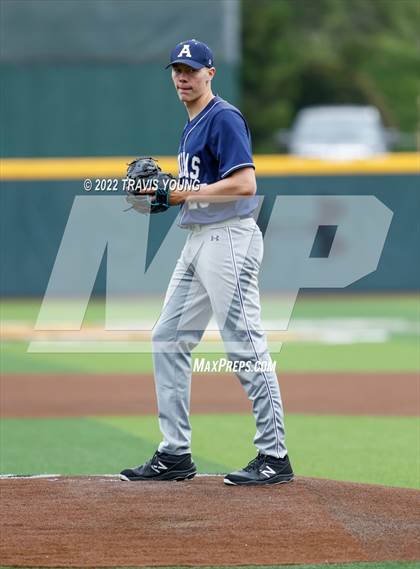 Thumbnail 2 in Topeka-Seaman vs. Overland Park-St Thomas Aquinas(KSHSAA State 5A Quarterfinals) photogallery.