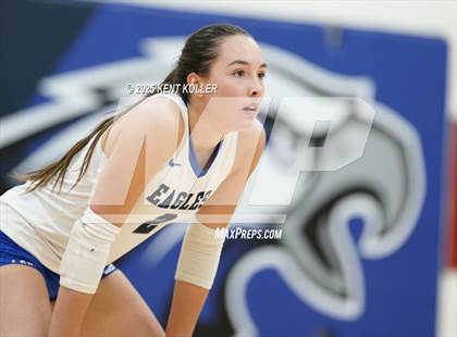 Thumbnail 3 in Grosse Pointe South @ Utica Eisenhower photogallery.