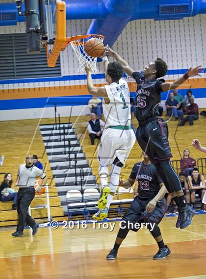 Thumbnail 3 in Weddington vs. Sun Valley photogallery.