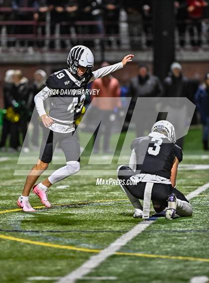 Thumbnail 3 in Fairview @ Mountain Vista (CHSAA 5A Quarter Final) photogallery.