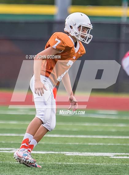 Thumbnail 3 in Alvin JV Orange vs Waltrip JV photogallery.