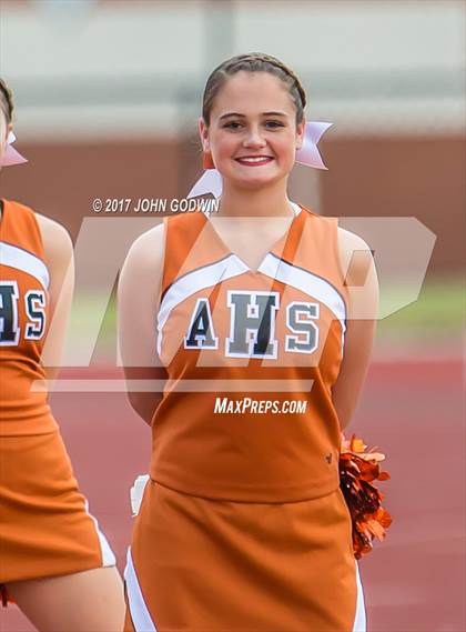Thumbnail 2 in Alvin JV Orange vs Waltrip JV photogallery.