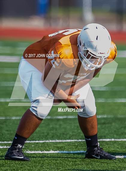 Thumbnail 2 in Alvin JV Orange vs Waltrip JV photogallery.
