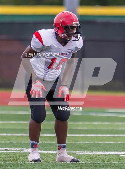 Thumbnail 2 in Alvin JV Orange vs Waltrip JV photogallery.
