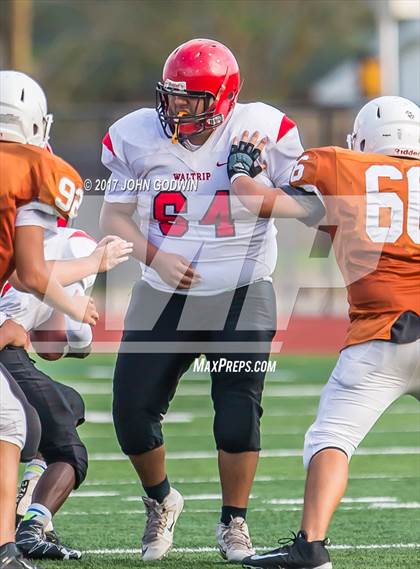 Thumbnail 2 in Alvin JV Orange vs Waltrip JV photogallery.
