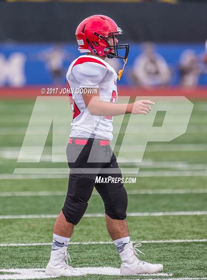 Thumbnail 1 in Alvin JV Orange vs Waltrip JV photogallery.