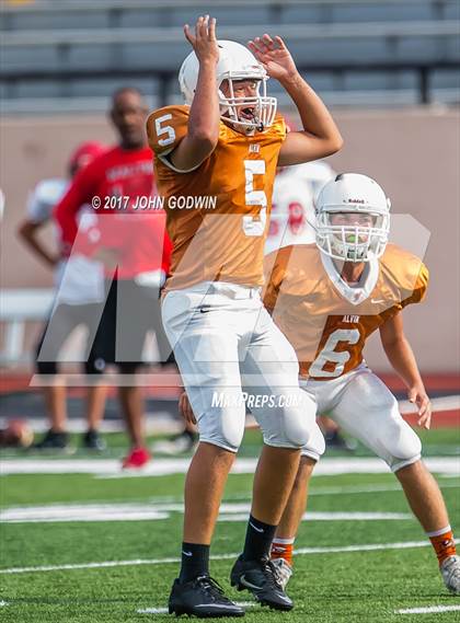 Thumbnail 1 in Alvin JV Orange vs Waltrip JV photogallery.