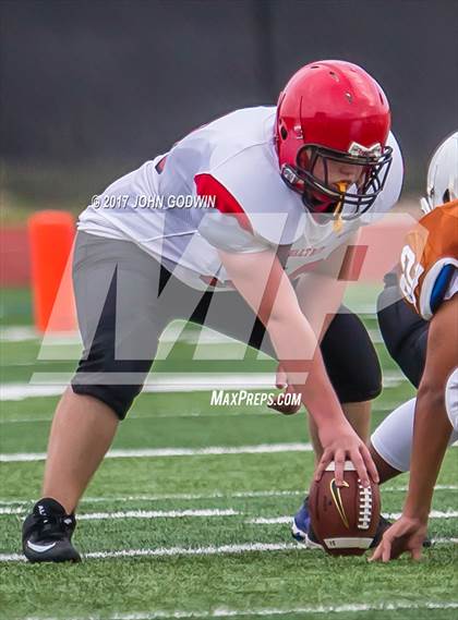 Thumbnail 2 in Alvin JV Orange vs Waltrip JV photogallery.