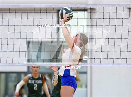 Thumbnail 2 in Blue Ridge @ Prairiland (UIL 3A Volleyball Bi-District Playoff) photogallery.