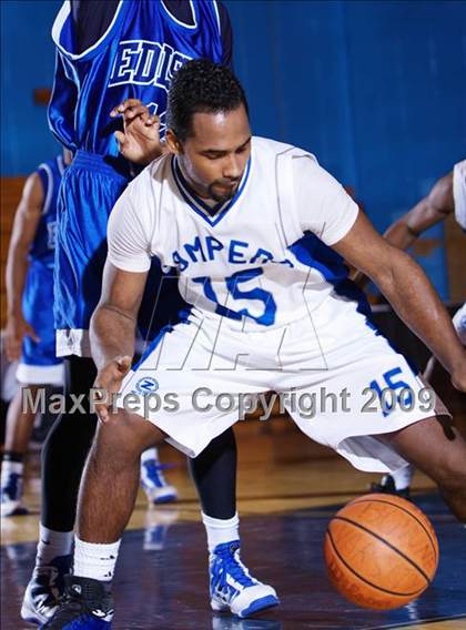 Thumbnail 1 in Gompers vs Thomas Edison (Queens Jam Christmas Classic) photogallery.