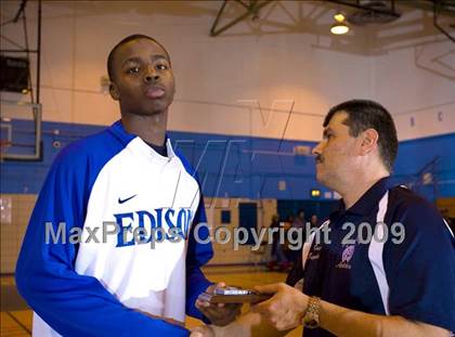 Thumbnail 3 in Gompers vs Thomas Edison (Queens Jam Christmas Classic) photogallery.