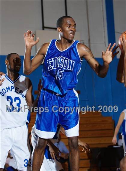 Thumbnail 3 in Gompers vs Thomas Edison (Queens Jam Christmas Classic) photogallery.