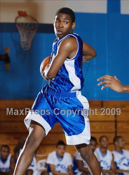 Thumbnail 3 in Gompers vs Thomas Edison (Queens Jam Christmas Classic) photogallery.