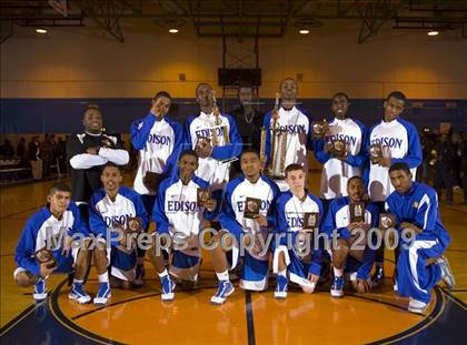 Thumbnail 1 in Gompers vs Thomas Edison (Queens Jam Christmas Classic) photogallery.