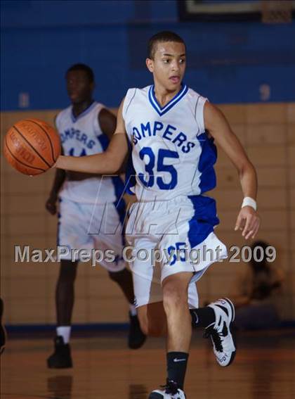 Thumbnail 1 in Gompers vs Thomas Edison (Queens Jam Christmas Classic) photogallery.
