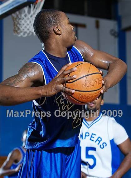 Thumbnail 1 in Gompers vs Thomas Edison (Queens Jam Christmas Classic) photogallery.