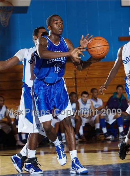Thumbnail 2 in Gompers vs Thomas Edison (Queens Jam Christmas Classic) photogallery.