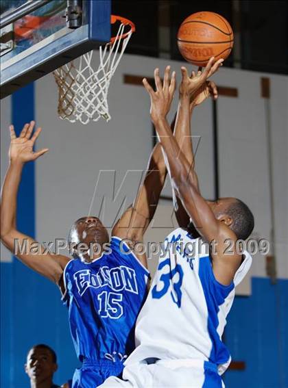 Thumbnail 2 in Gompers vs Thomas Edison (Queens Jam Christmas Classic) photogallery.