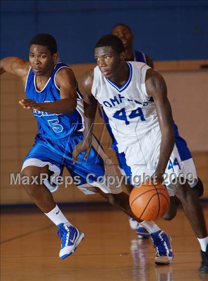 Thumbnail 1 in Gompers vs Thomas Edison (Queens Jam Christmas Classic) photogallery.