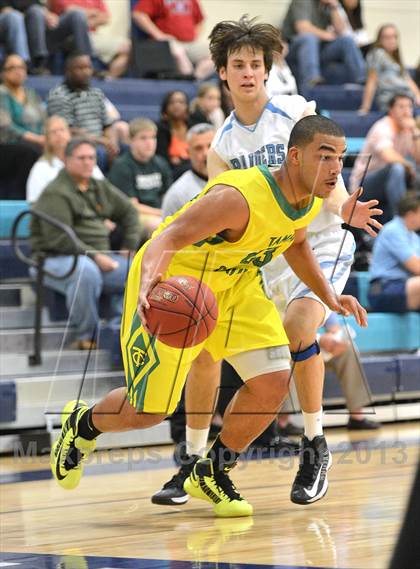 Thumbnail 3 in Tampa Catholic vs. Ransom Everglades (Berkely Basketball Invitational) photogallery.