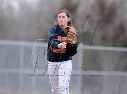 Thumbnail 1 in Anna-Jonesboro @ Herrin photogallery.